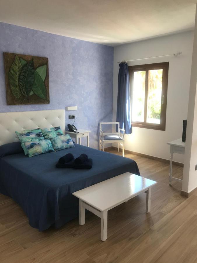 פורנלס Apartamentos El Bergantin Menorca Club מראה חיצוני תמונה