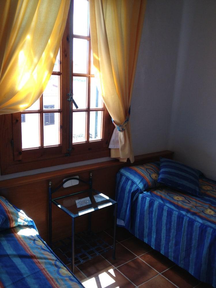 פורנלס Apartamentos El Bergantin Menorca Club מראה חיצוני תמונה